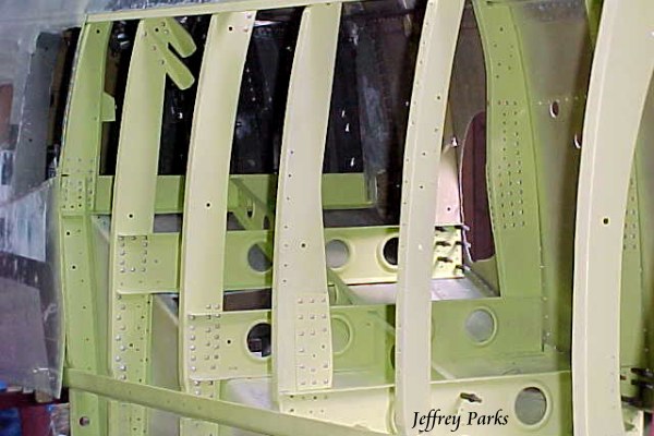 44-64375_01233_jp1.jpg